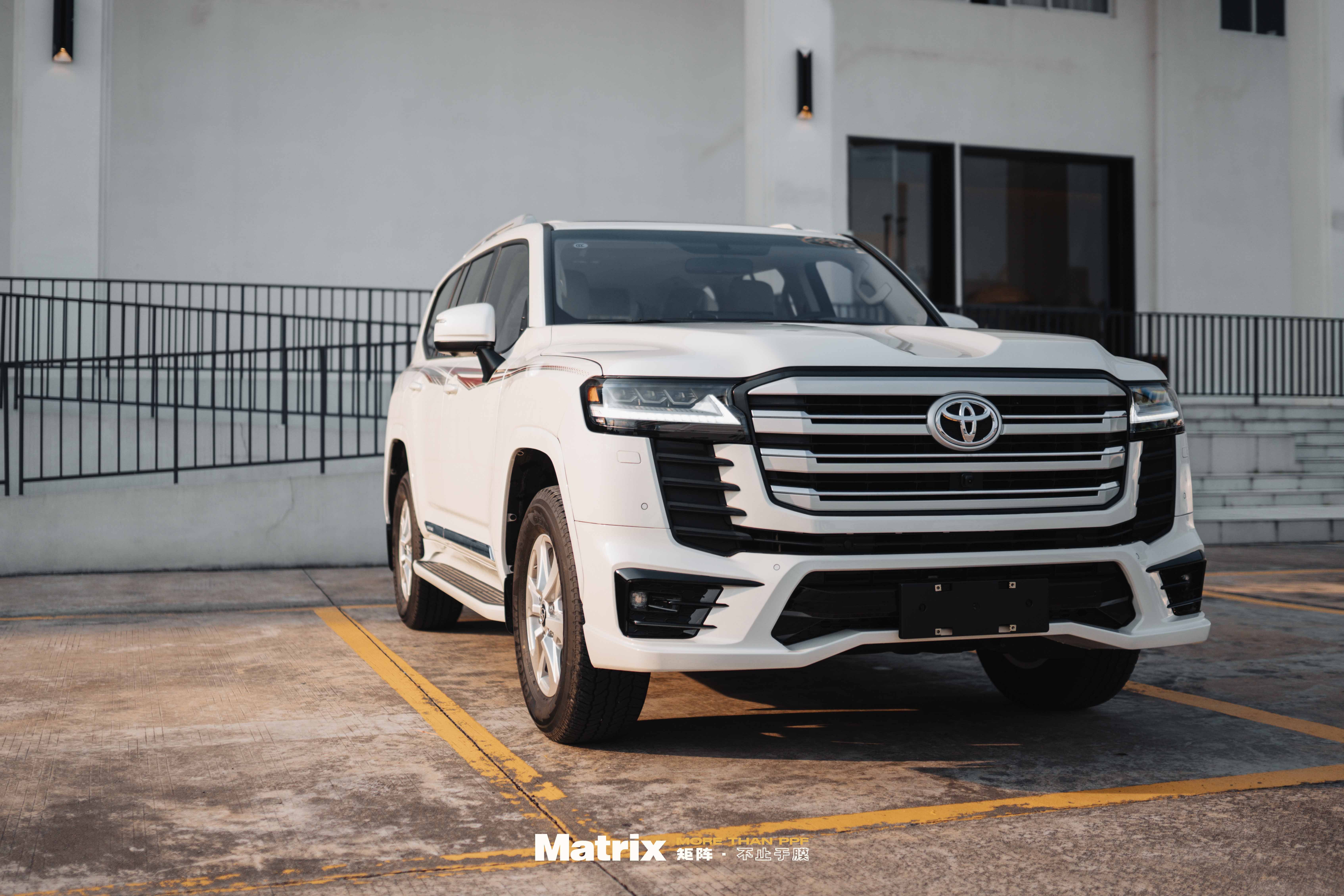 BASE系列车衣 丰田 兰德酷路泽