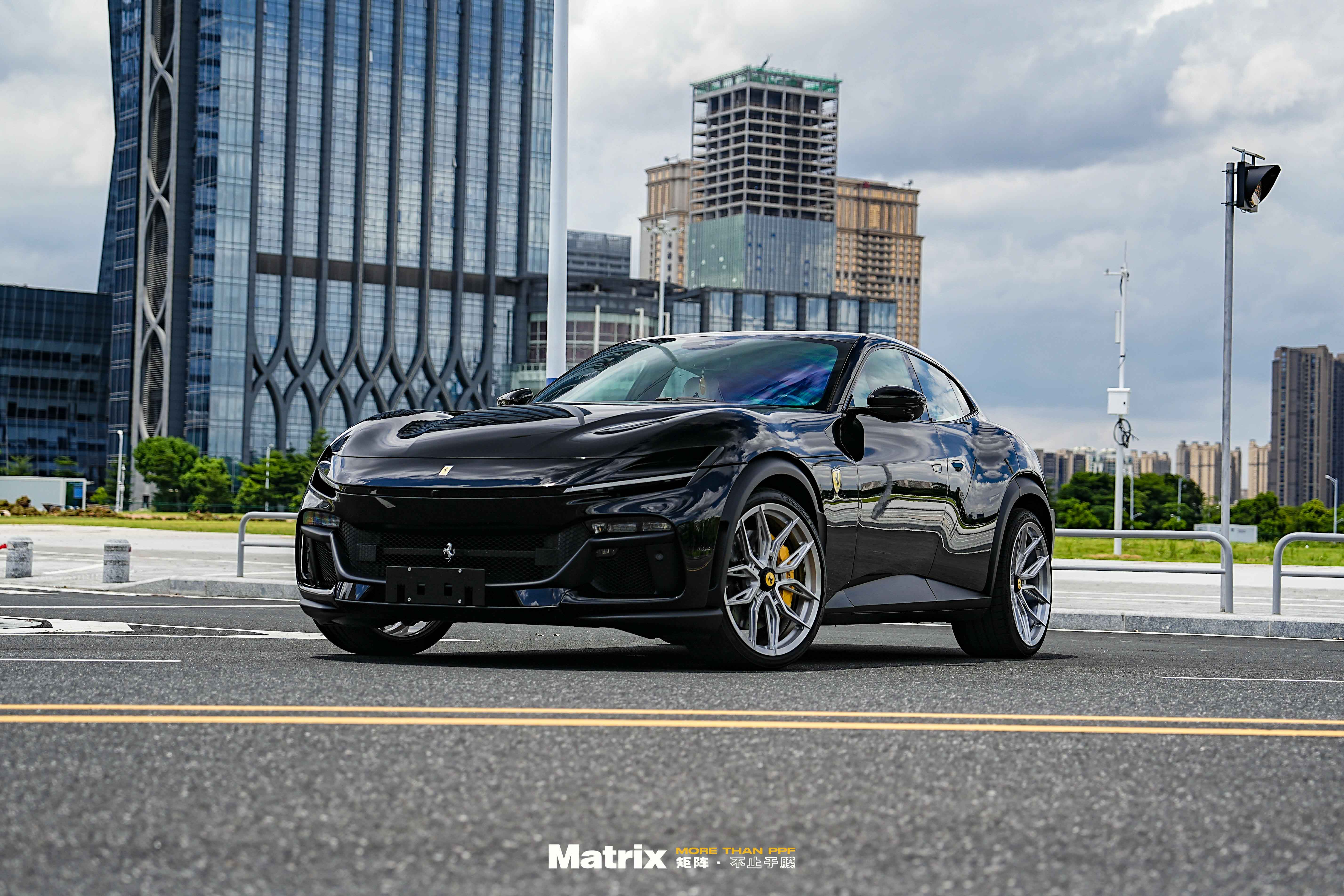 BASE系列车衣+MA系列窗膜 法拉利Purosangue