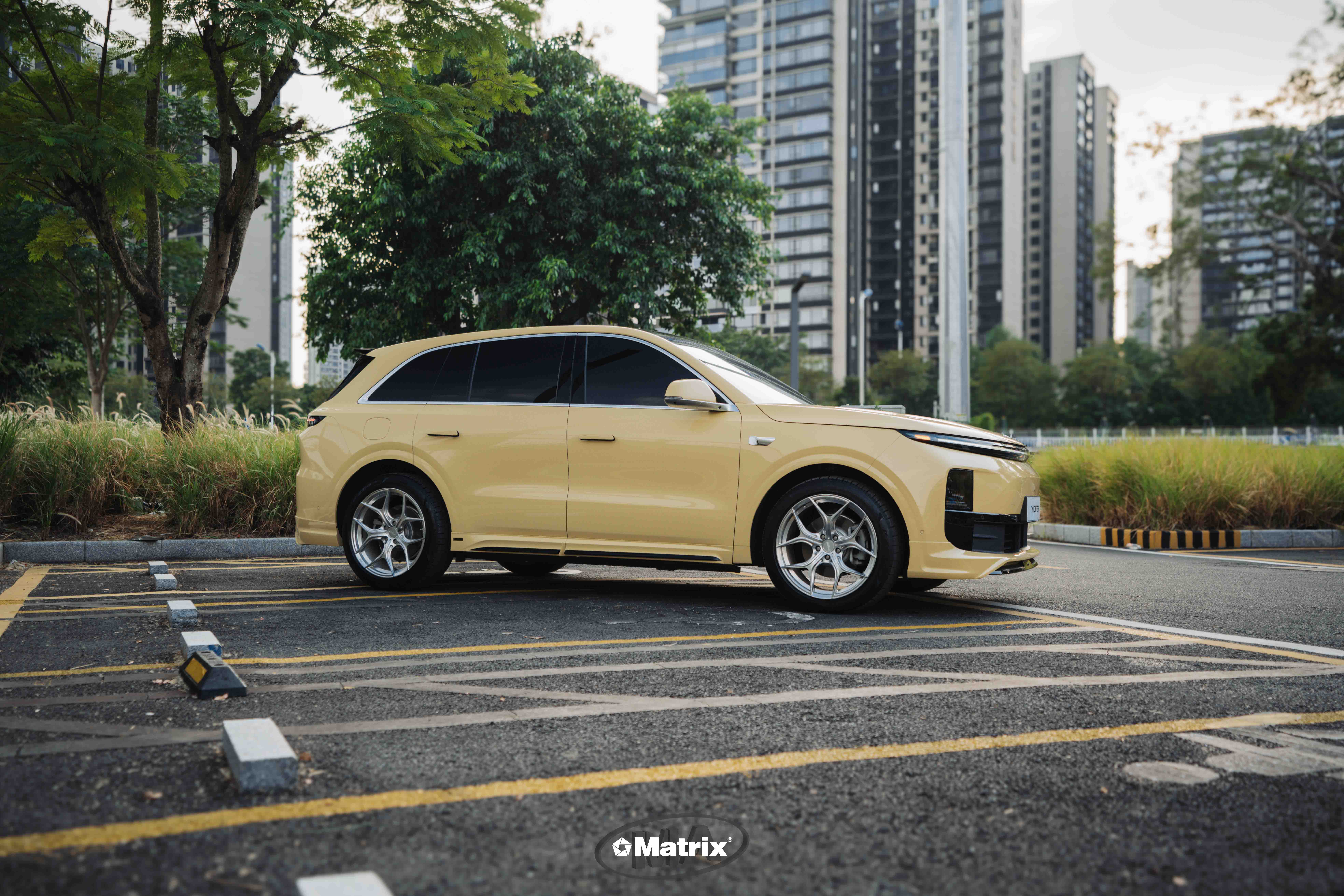 MA504 云初黄 Sunbathe Yellow 理想L6