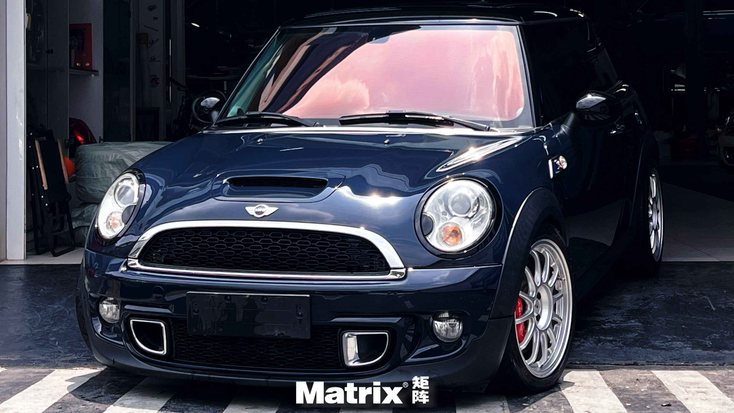T2415 宝蓝 Sapphire Blue MINI Cooper
