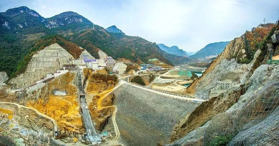 AFIC in Slop Displacement Monitoring of Bazhong Reservoir