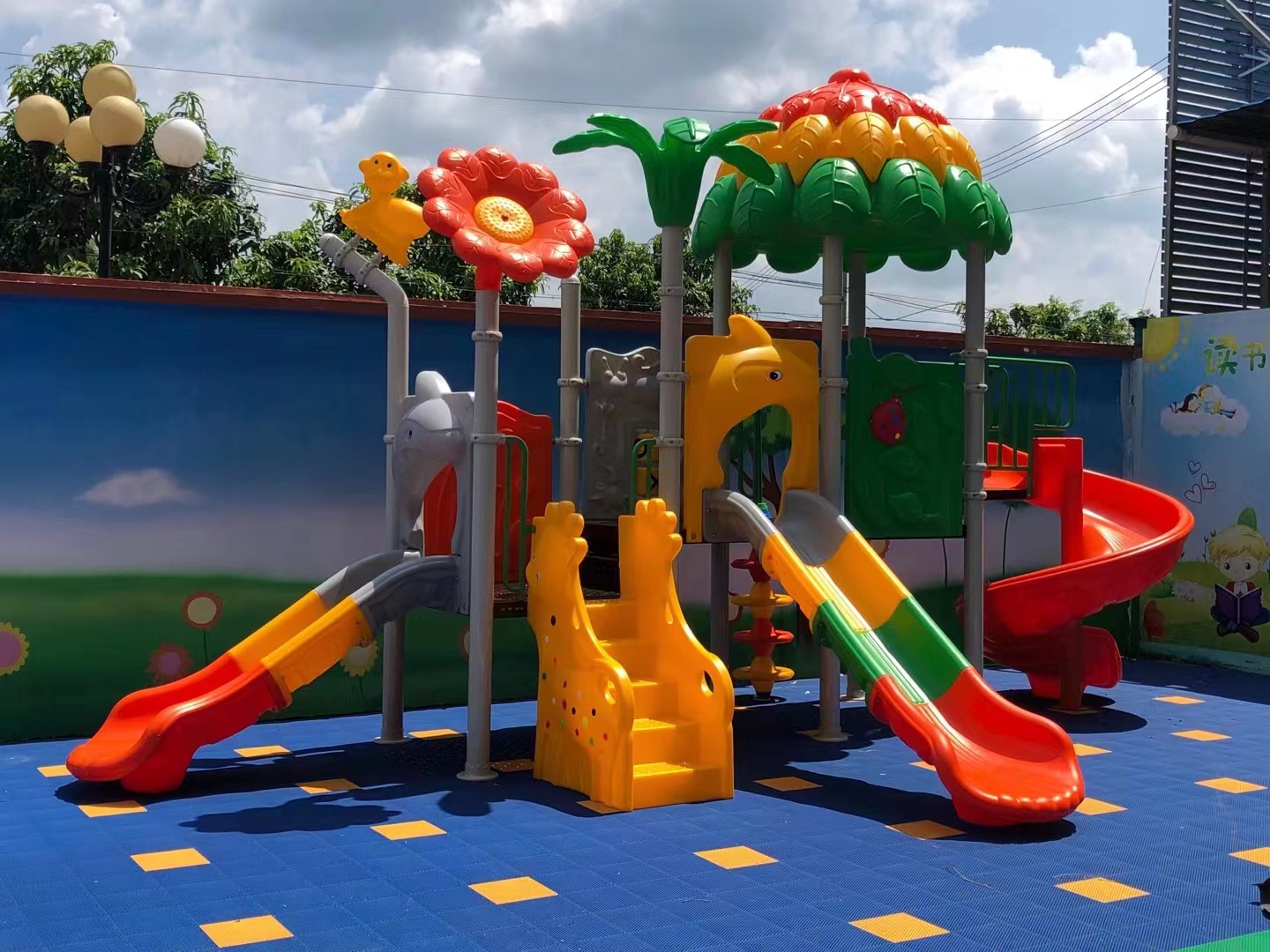 广东省云浮市罗定市罗城街道阳光幼儿园