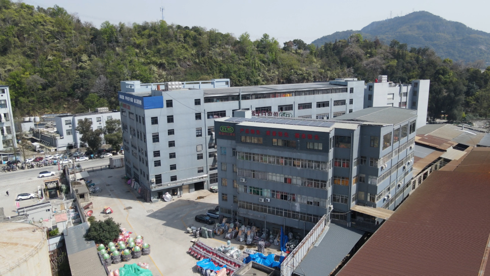 国内游乐设备厂家怎么选？掌握这5点，带你走进“源头工厂”的真实水准