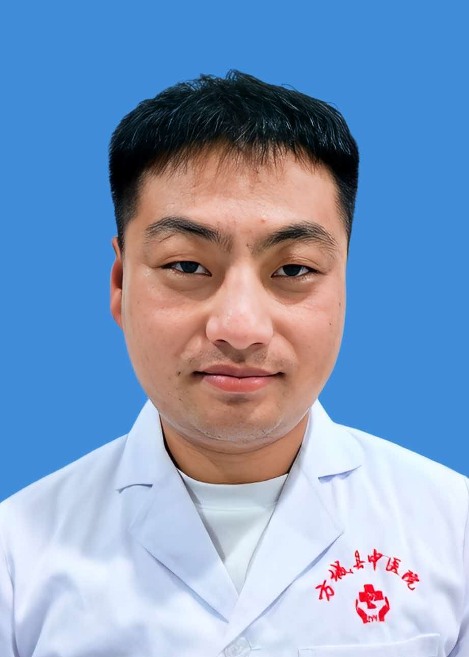 李龙飞